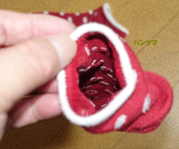 19歳　ほぼ女子高生が穿いていた使用済み靴下の中の画像写真